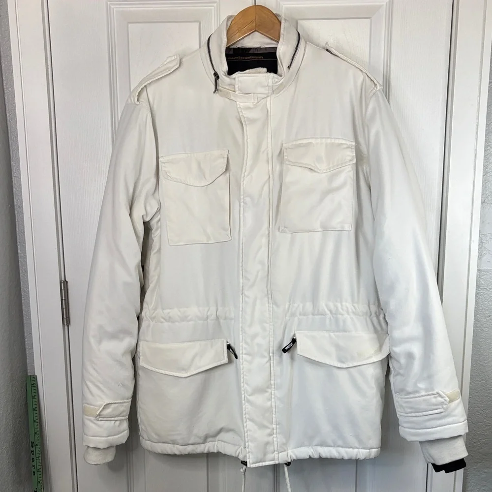 WESC Men's L Classic White Snowboard/Snow Jacket